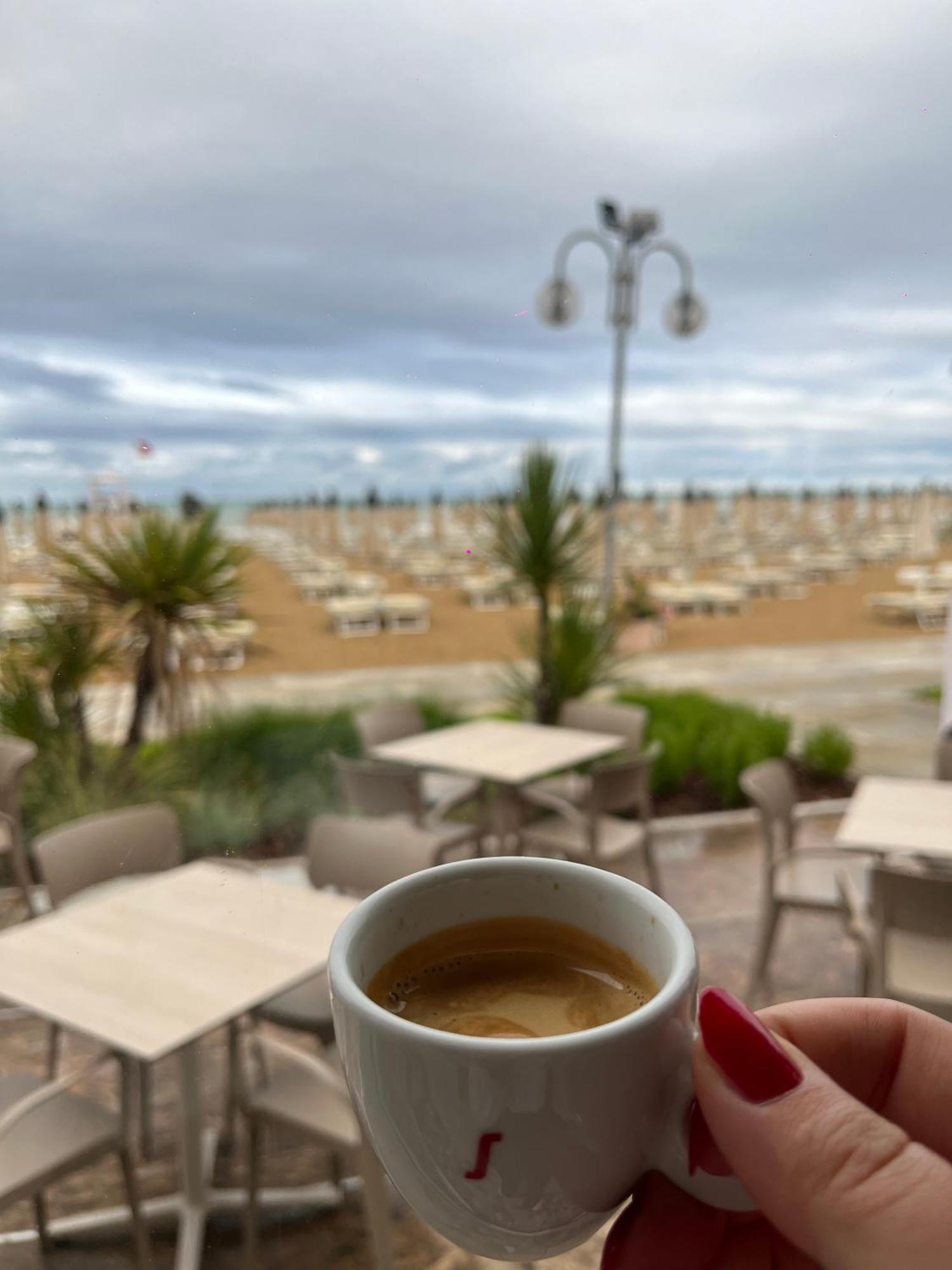 Hotel Silva Frontemare Lido di Jesolo Esterno foto